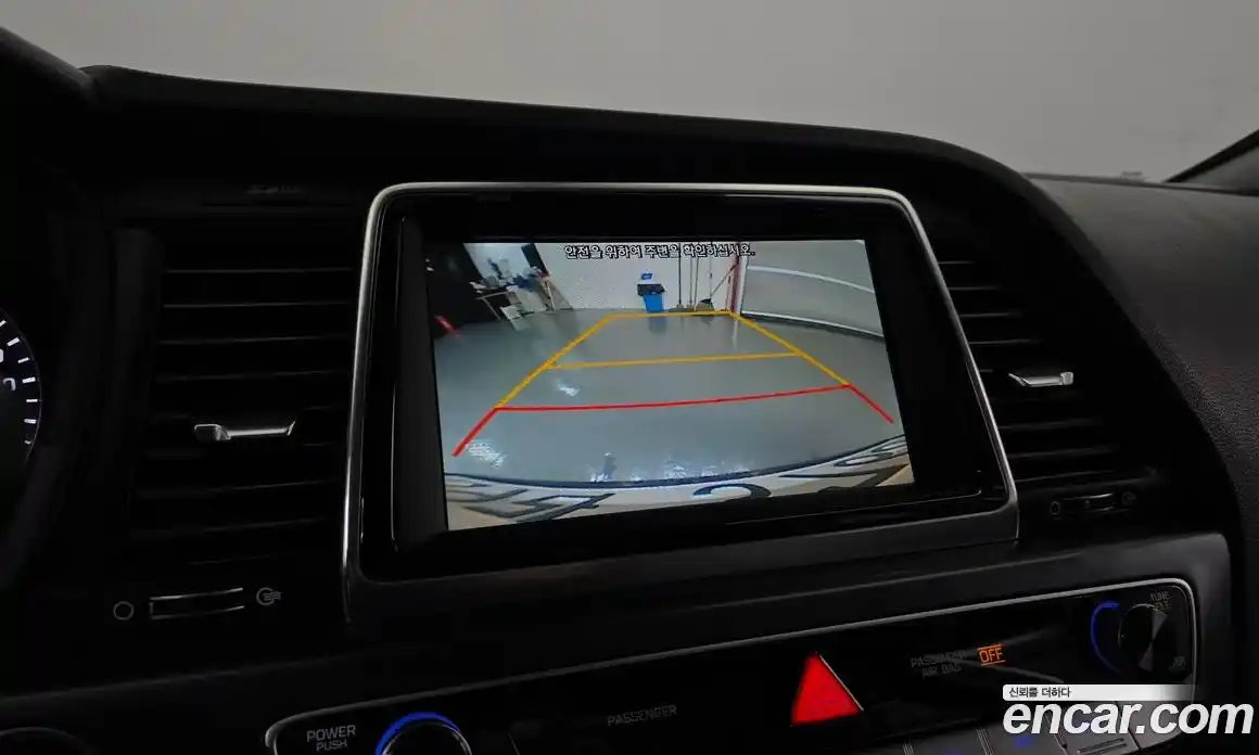 Hyundai Sonata 2017 2.0 Автомат в Москве № 1142729, фото 19