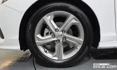 Hyundai Sonata 2017 2.0 Автомат в Москве № 1142729, миниатюра 5