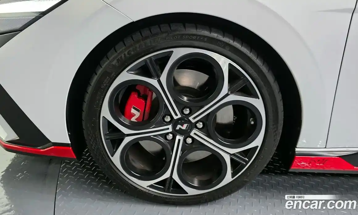 Hyundai Avante 2025 2.0 Механическая в Москве № 1142781, фото 5