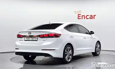 Hyundai Avante 2018 1.6 Автомат в Москве № 1142785, миниатюра 1