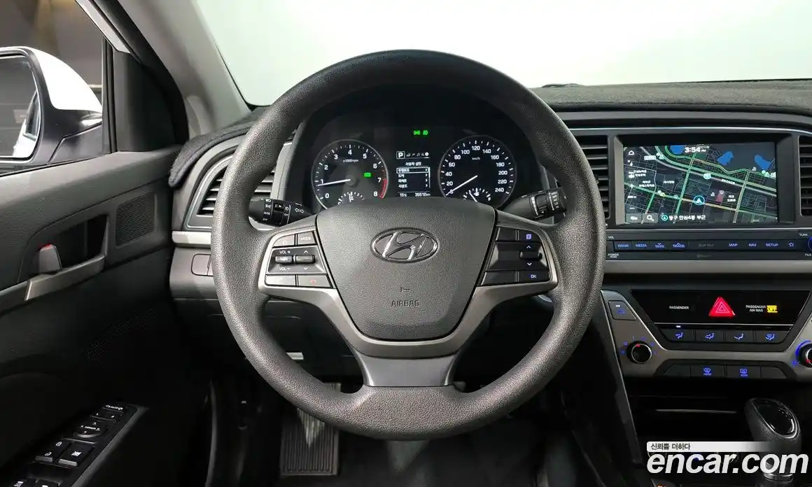 Hyundai Avante 2018 1.6 Автомат в Москве № 1142785, фото 12