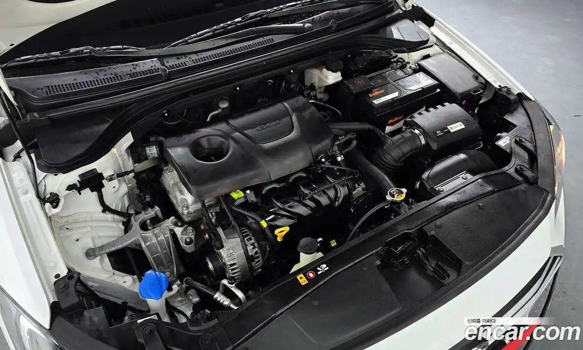 Hyundai Avante 2018 1.6 Автомат в Москве № 1142785, фото 5