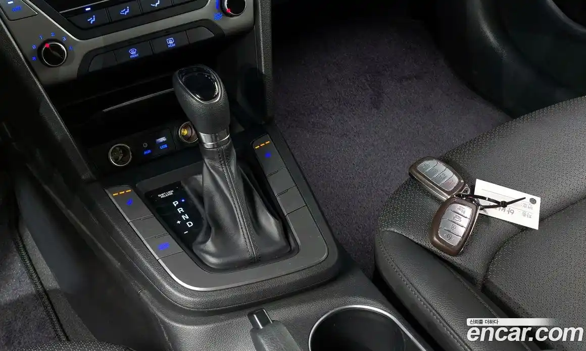 Hyundai Avante 2018 1.6 Автомат в Москве № 1142785, фото 8