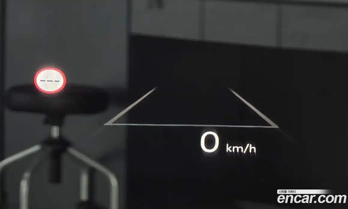 Hyundai Santa Fe 2023 1.6 Автомат в Москве № 1142809, фото 17