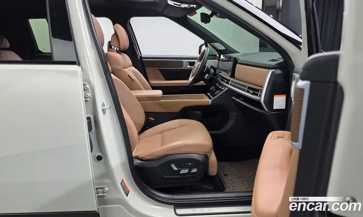 Hyundai Santa Fe 2023 1.6 Автомат в Москве № 1142809, фото 9