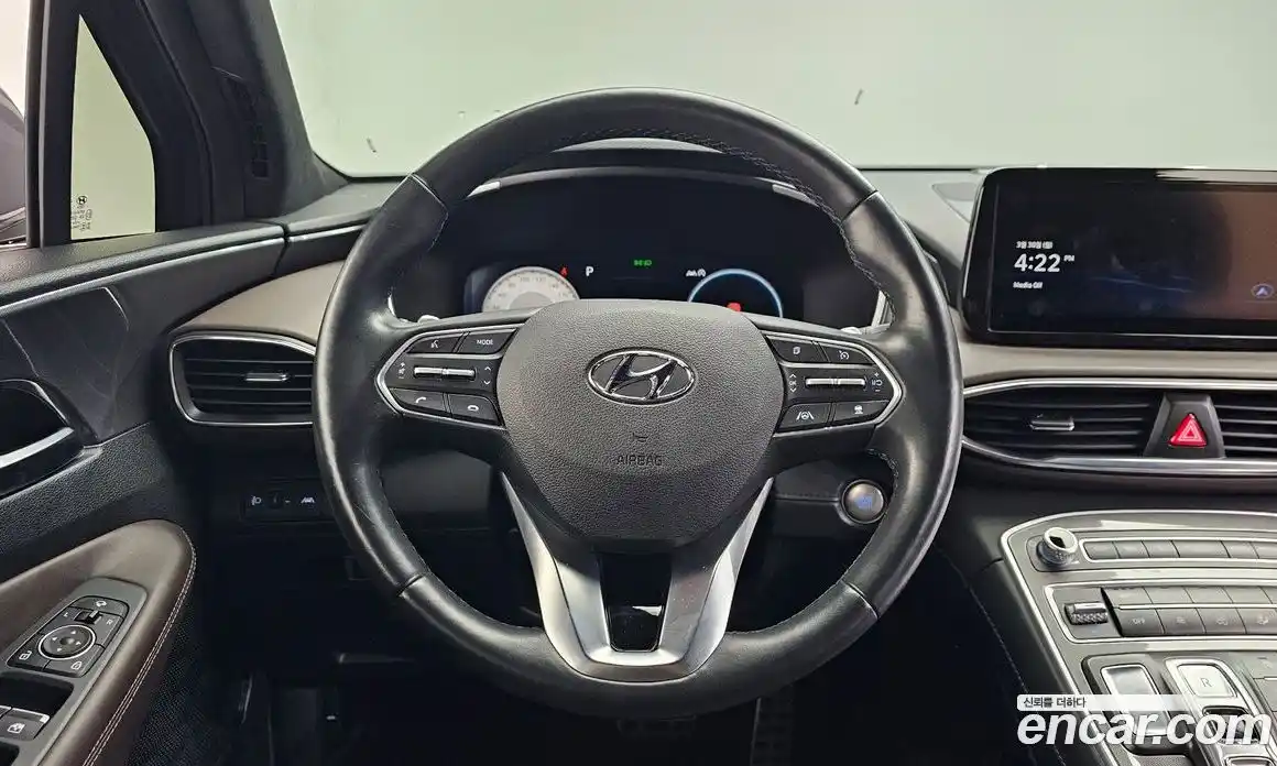 Hyundai Santa Fe 2020 2.2 гидро в Москве № 1142830, фото 13