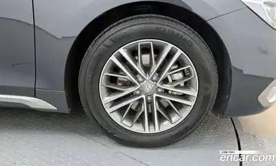 Hyundai Grandeur 2017 2.4 Автомат в Москве № 1142833, миниатюра 5