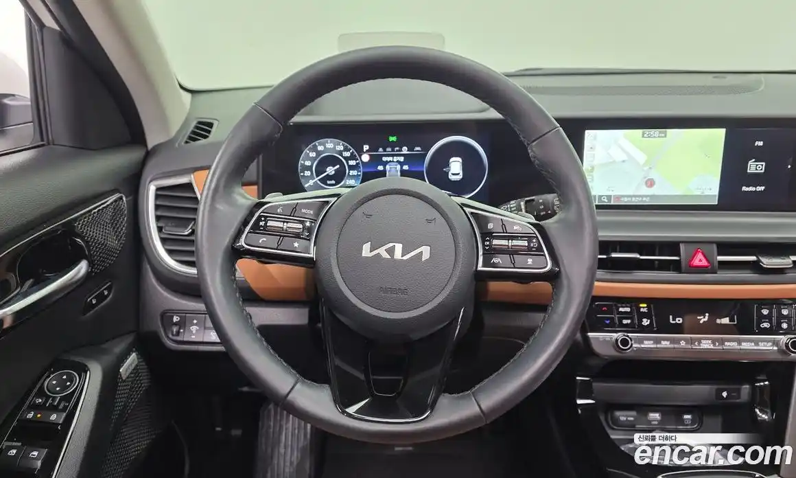 Kia Seltos 2024 1.6 Автомат в Москве № 1142925, фото 13