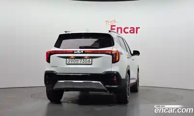 Kia Seltos 2024 1.6 Автомат в Москве № 1142925, миниатюра 4