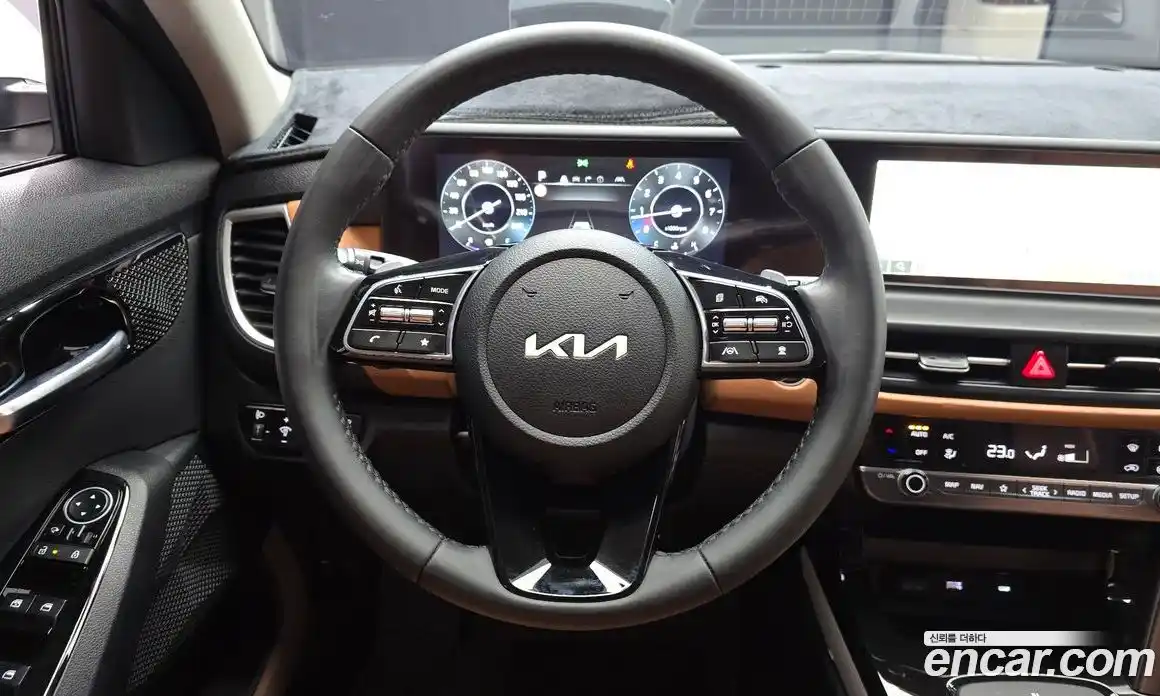 Kia Seltos 2024 1.6 Автомат в Москве № 1142986, фото 13