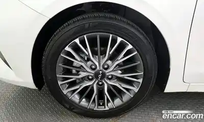 Kia K3 2023 1.6 Автомат в Москве № 1142997, миниатюра 5