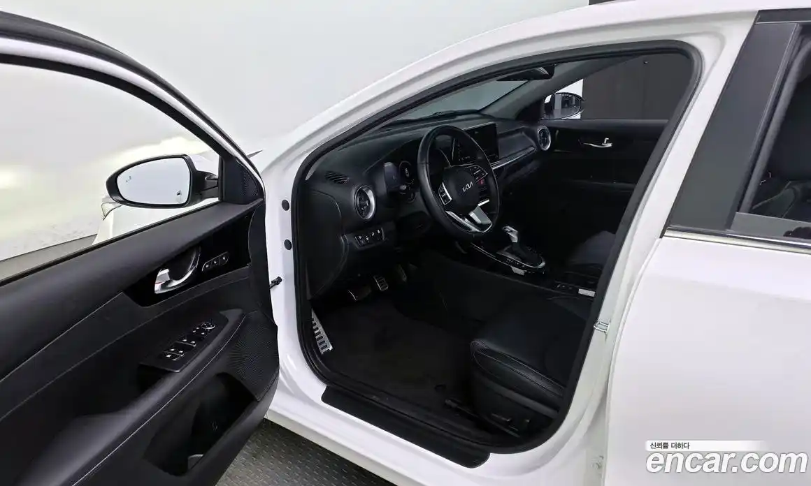 Kia K3 2023 1.6 Автомат в Москве № 1142997, фото 10