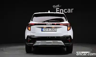 Kia Seltos 2024 1.6 Автомат в Москве № 1143043, миниатюра 4