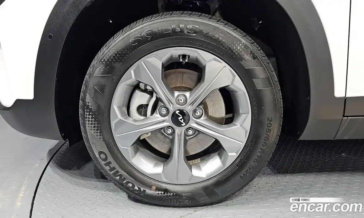 Kia Seltos 2024 1.6 Автомат в Москве № 1143043, фото 5