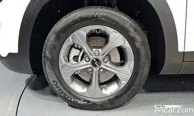 Kia Seltos 2024 1.6 Автомат в Москве № 1143043, миниатюра 5