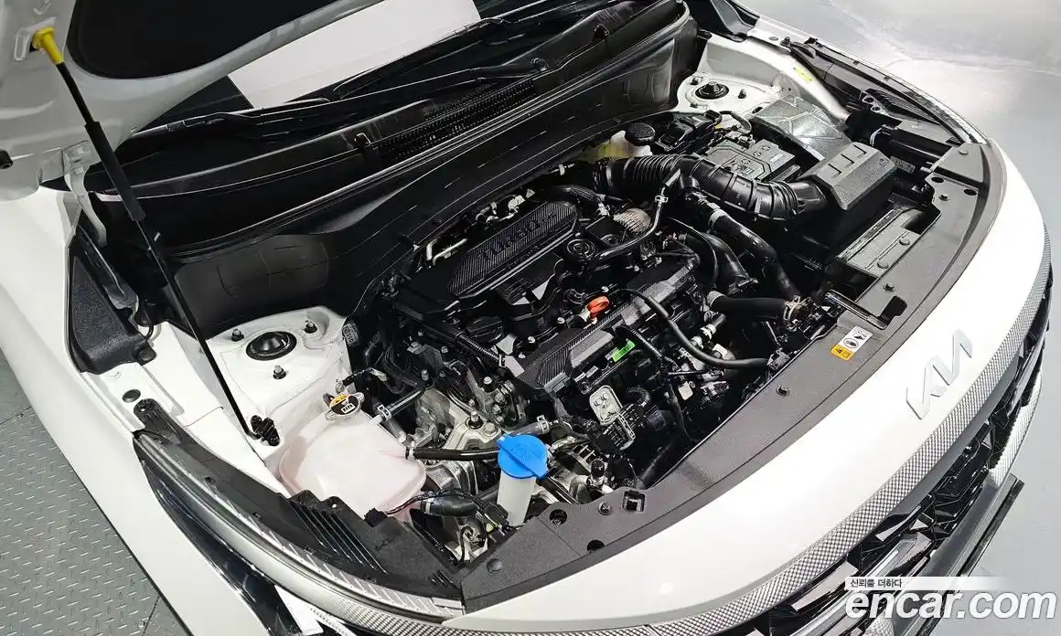 Kia Seltos 2024 1.6 Автомат в Москве № 1143043, фото 6