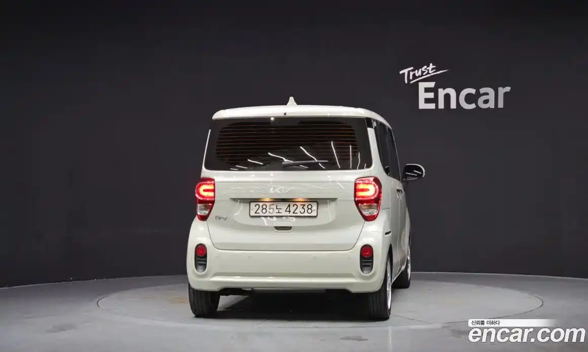 Kia Ray 2022 1.0 Автомат в Москве № 1143048, фото 4