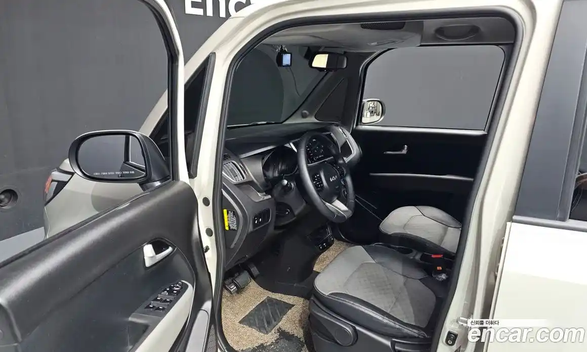 Kia Ray 2022 1.0 Автомат в Москве № 1143048, фото 10