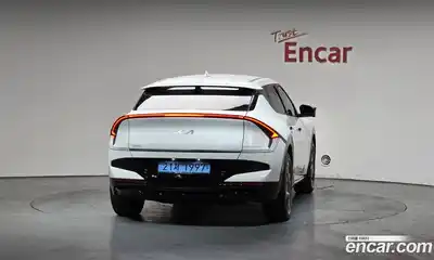 Kia EV6 2025 0.1 Автомат в Москве № 1143080, миниатюра 4