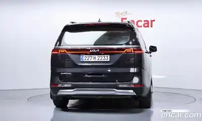 Kia Canival 2023 2.2 Автомат в Москве № 1143140, миниатюра 4