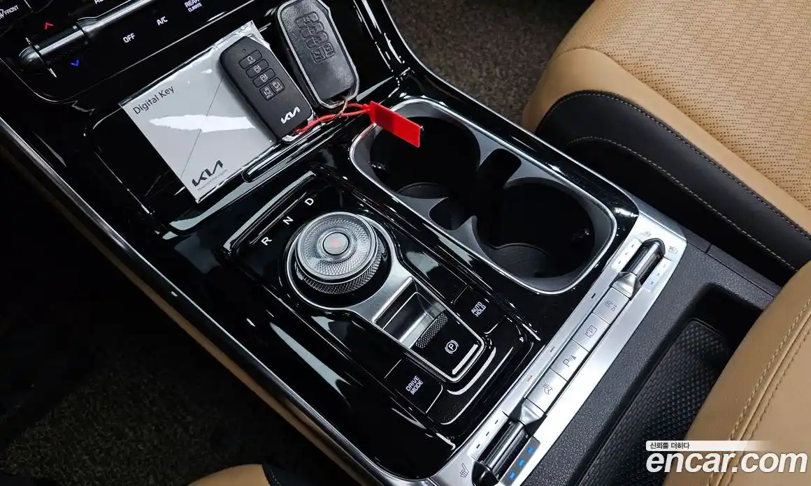 Kia Canival 2023 2.2 Автомат в Москве № 1143140, фото 9