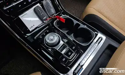 Kia Canival 2023 2.2 Автомат в Москве № 1143140, миниатюра 9