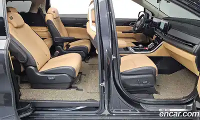 Kia Canival 2023 2.2 Автомат в Москве № 1143140, миниатюра 10