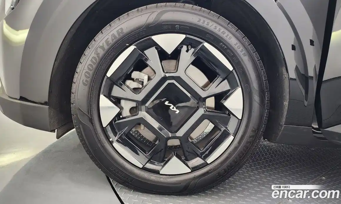 Kia Canival 2024 2.2 Автомат в Москве № 1143150, фото 5