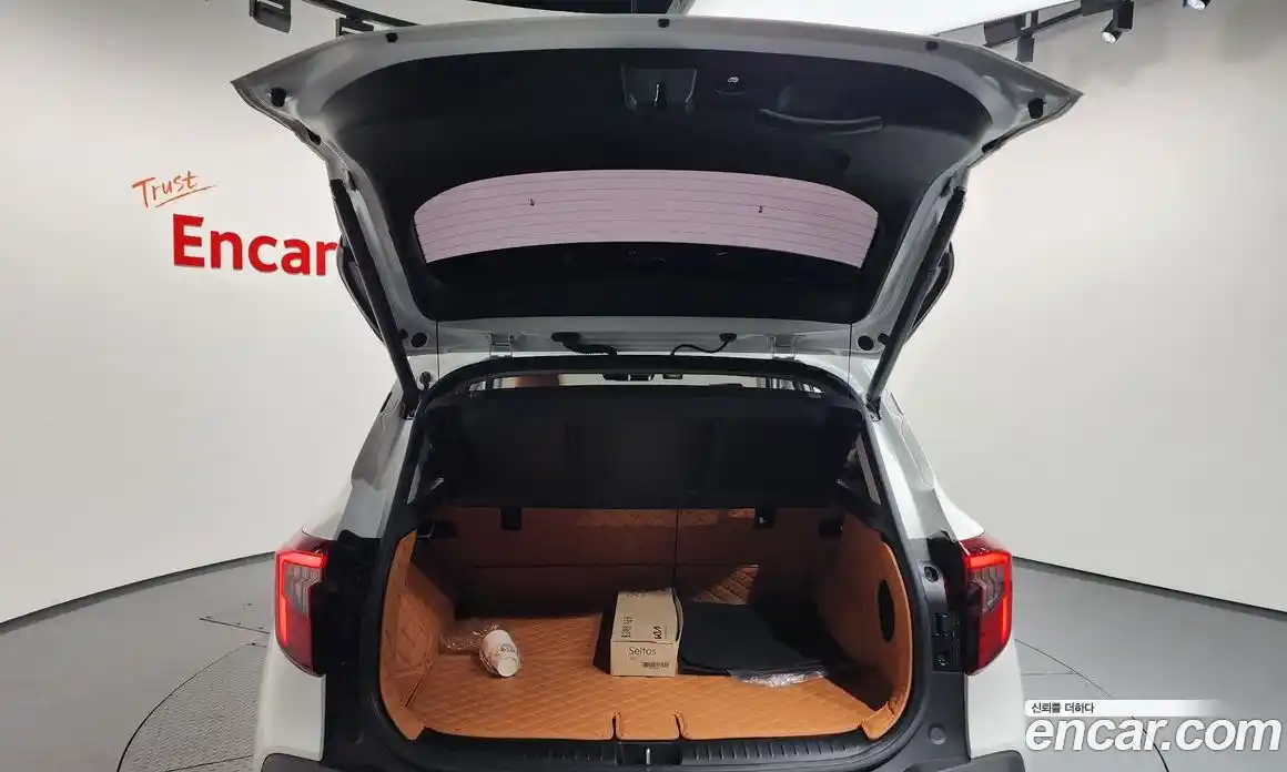 Kia Seltos 2024 1.6 Автомат в Москве № 1143219, фото 20