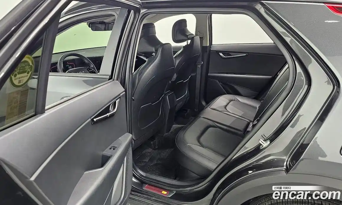 Kia Niro 2022 1.6 Автомат в Москве № 1143319, фото 12