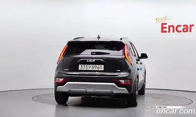 Kia Niro 2022 1.6 Автомат в Москве № 1143319, миниатюра 4