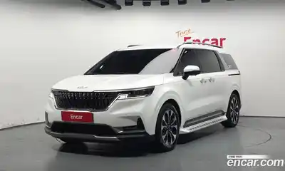 Kia Canival Gasoline 9-Seater Signature