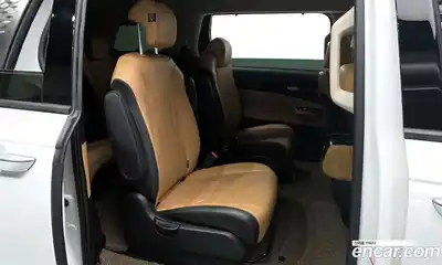 Kia Canival 2022 3.5 Автомат в Москве № 1143339, миниатюра 12