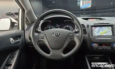 Kia K3 2015 1.6 Автомат в Москве № 1143392, миниатюра 12