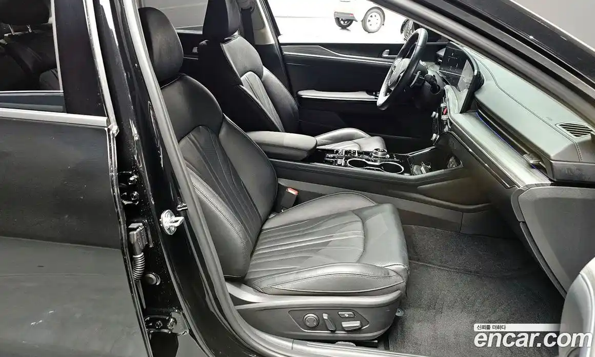 Kia K5 2024 2.0 Автомат в Москве № 1143445, фото 10