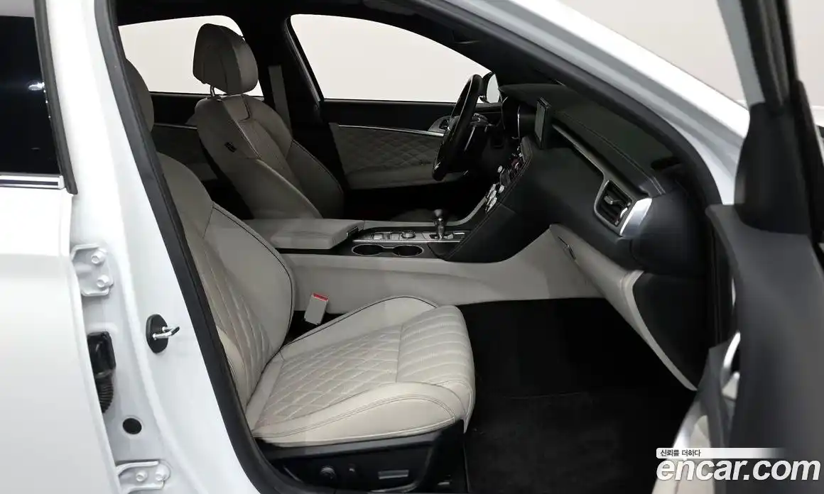 Genesis G70 2022 2.0 Автомат в Москве № 1143550, фото 11