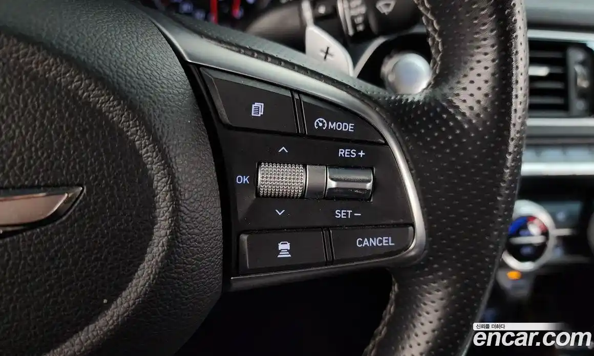 Genesis G70 2018 2.0 Автомат в Москве № 1143692, фото 17