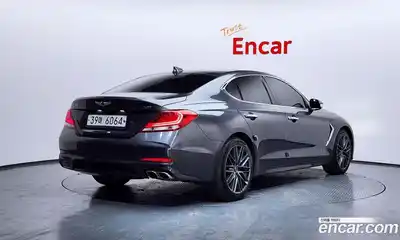 Genesis G70 2018 2.0 Автомат в Москве № 1143692, миниатюра 2