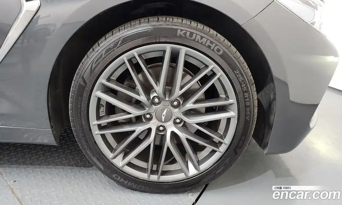 Genesis G70 2018 2.0 Автомат в Москве № 1143692, фото 5