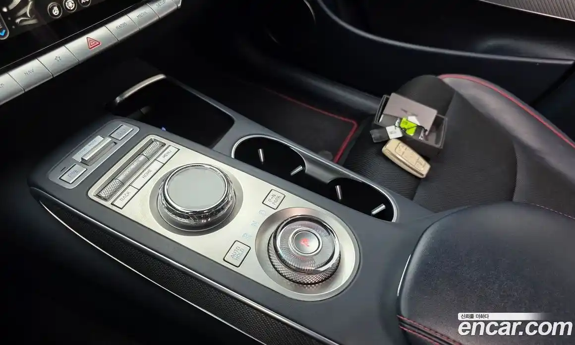 Genesis GV70 2021 2.5 Автомат в Москве № 1143698, фото 8