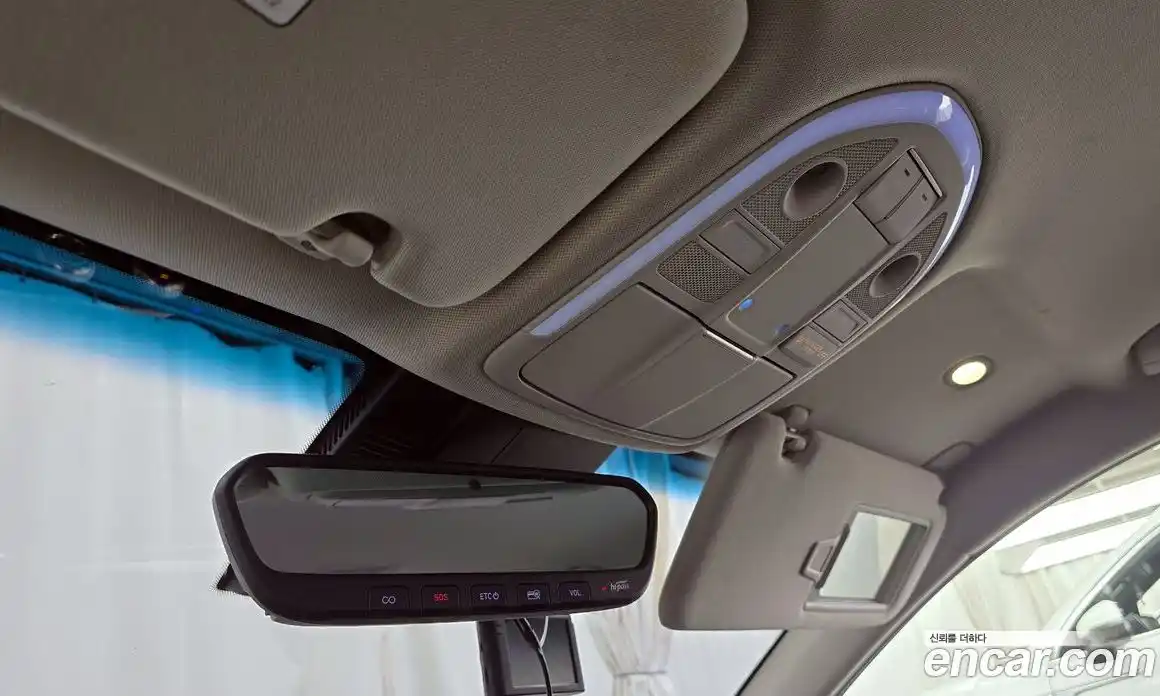 Genesis G70 2018 2.0 Автомат в Москве № 1143724, фото 17