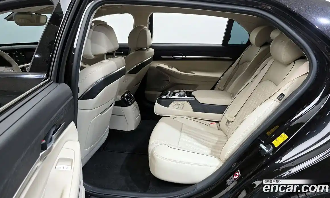 Genesis G90 2019 3.8 Автомат в Москве № 1143773, фото 20