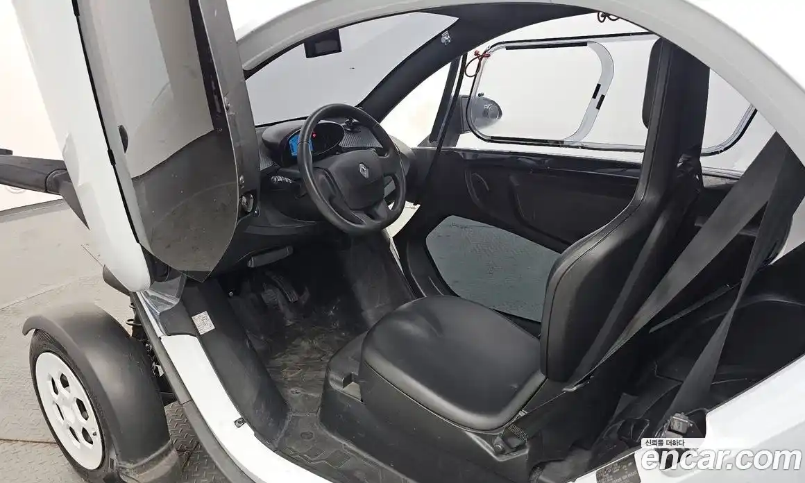 Renault Twizy 2020 0.1 гидро в Москве № 1145352, фото 10