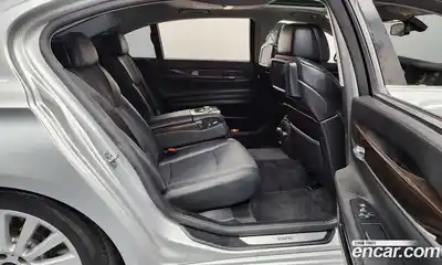 BMW 7-Series 2010 3.0 Автомат в Москве № 1146187, миниатюра 12