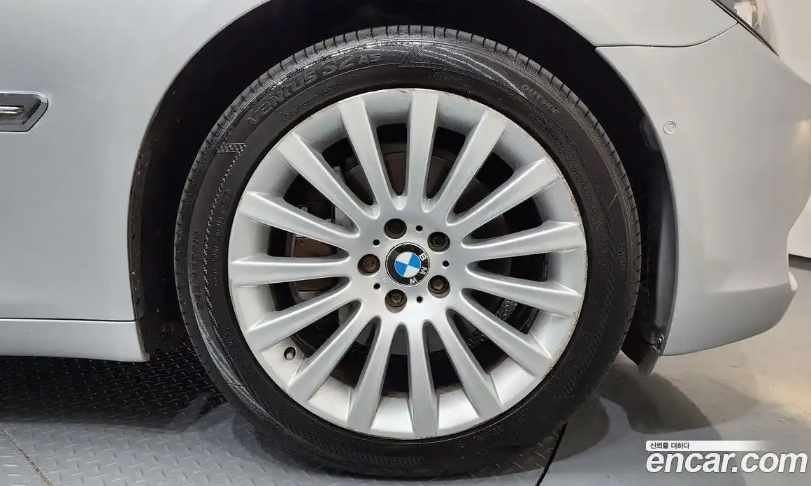 BMW 7-Series 2010 3.0 Автомат в Москве № 1146187, фото 5