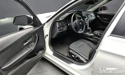 BMW 3-Series 2017 2.0 гидро в Москве № 1146599, миниатюра 11