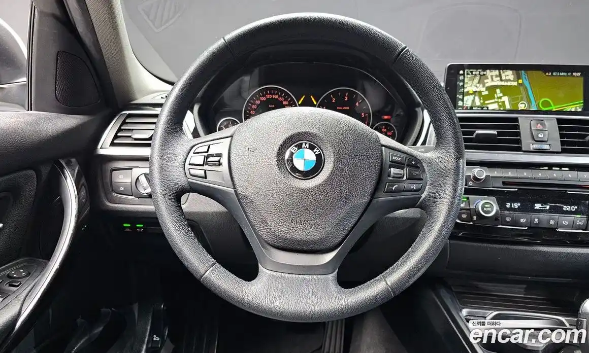 BMW 3-Series 2017 2.0 гидро в Москве № 1146599, фото 13