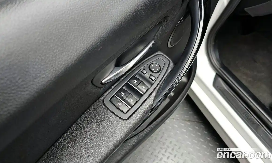 BMW 3-Series 2017 2.0 гидро в Москве № 1146599, фото 17