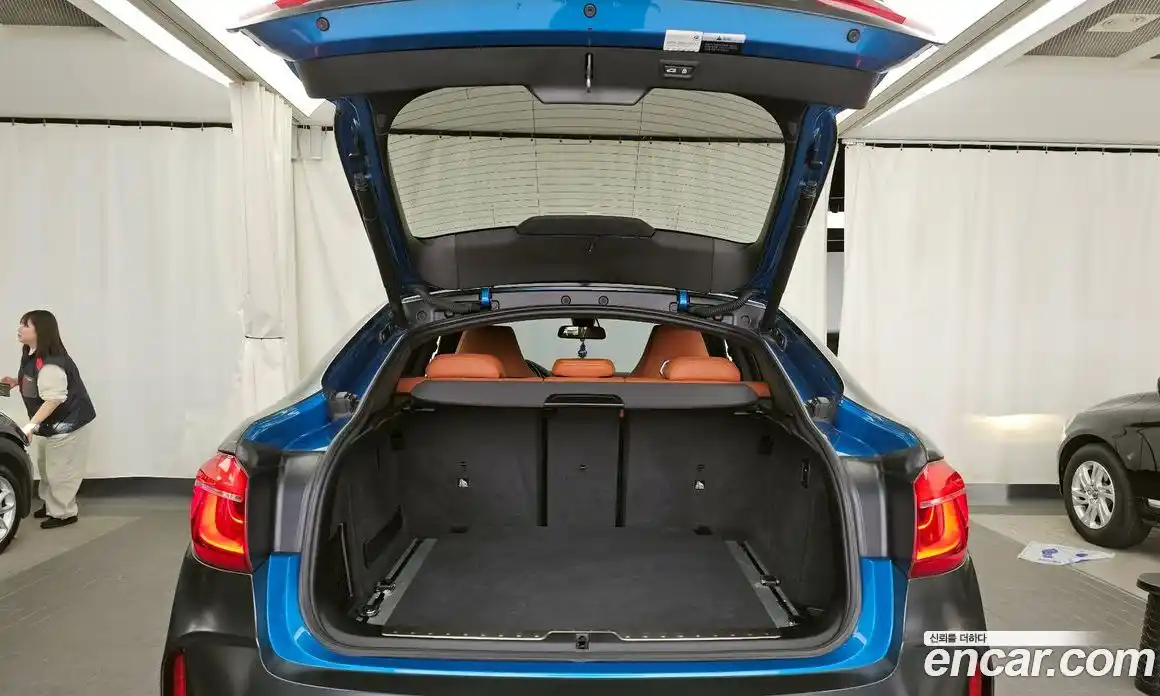 BMW X6M 2017 4.4 Автомат в Москве № 1146751, фото 20