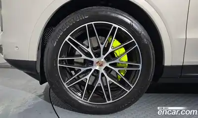 Porsche Cayenne 2025 3.0 гидро в Москве № 1147186, миниатюра 5